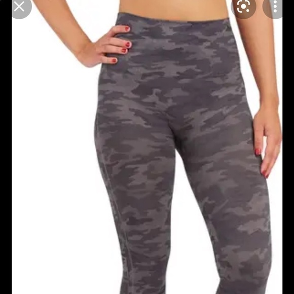 Spanx Look at me Now heather Camo Leggings-Small - Picture 2 of 9